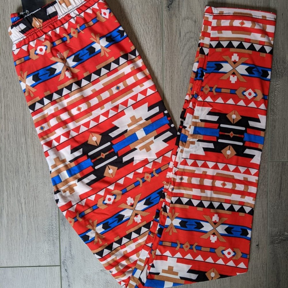 Agnes & Dora Leggings S/M baby suede Aztec Stripes  NWT
